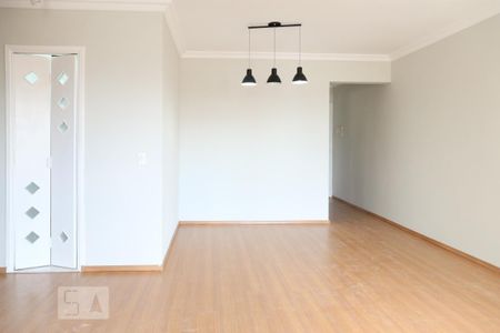 Sala de apartamento para alugar com 2 quartos, 67m² em Vila Gustavo, São Paulo