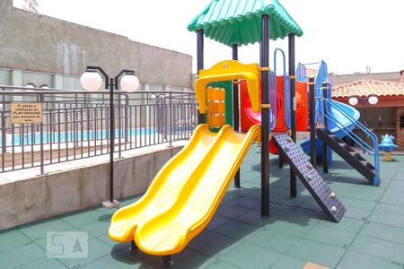 Apartamento para alugar com 67m², 2 quartos e 2 vagas Apartamento para alugar com 67m², 2 quartos e 2 vagasPlayground