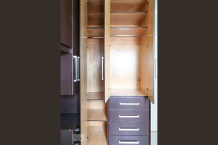 Quarto 1 de apartamento para alugar com 2 quartos, 67m² em Vila Gustavo, São Paulo