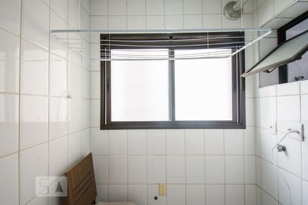 Apartamento à venda com 69m², 3 quartos e 1 vagaÁrea de serviço