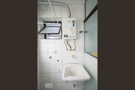 Apartamento à venda com 69m², 3 quartos e 1 vagaÁrea de serviço