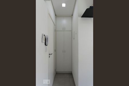 Kitnet (Armários) de kitnet/studio para alugar com 1 quarto, 16m² em Vila Mariana, São Paulo
