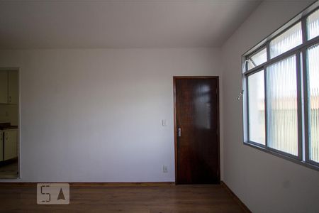 Apartamento para alugar com 80m², 3 quartos e 1 vagaSala