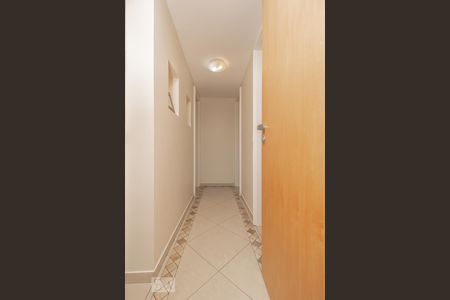 Apartamento à venda com 117m², 3 quartos e 2 vagas Apartamento à venda com 117m², 3 quartos e 2 vagasCorredor