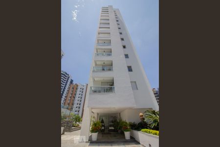 Apartamento à venda com 117m², 3 quartos e 2 vagas Apartamento à venda com 117m², 3 quartos e 2 vagasFachada