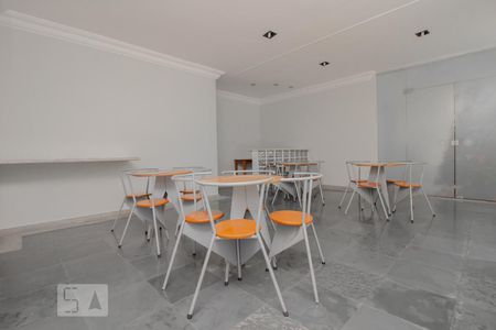 Apartamento à venda com 117m², 3 quartos e 2 vagas Apartamento à venda com 117m², 3 quartos e 2 vagasSalão de festas