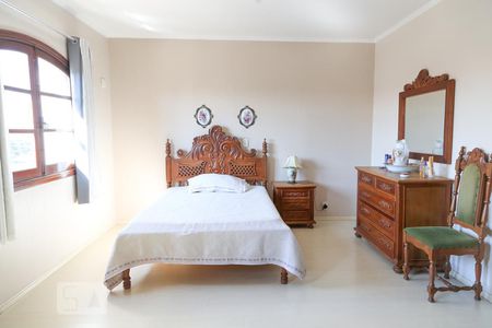 Casa para alugar com 380m², 3 quartos e 5 vagasSuíte 1