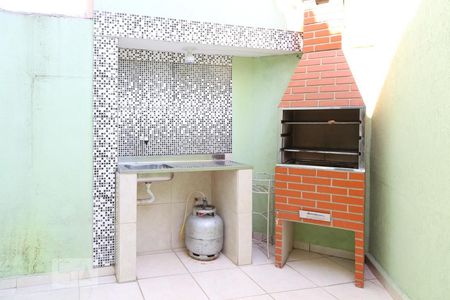 Casa para alugar com 380m², 3 quartos e 5 vagasQuintal com churrasqueira e pia