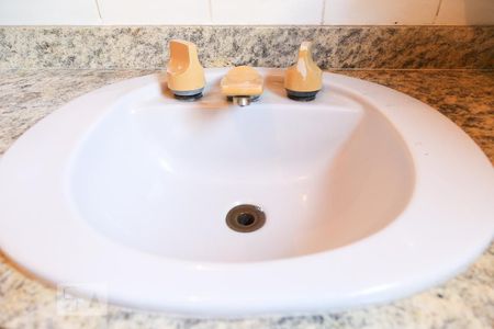 Casa para alugar com 380m², 3 quartos e 5 vagasBanheiro da suíte 2