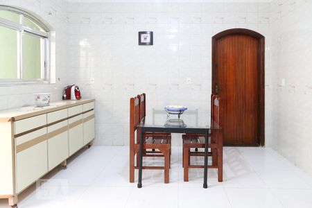 Casa para alugar com 380m², 3 quartos e 5 vagasCozinhaCozinha