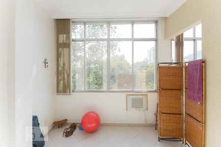 Apartamento à venda com 140m², 3 quartos e 3 vagasSuíte