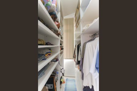 Apartamento à venda com 140m², 3 quartos e 3 vagasSuíte closet