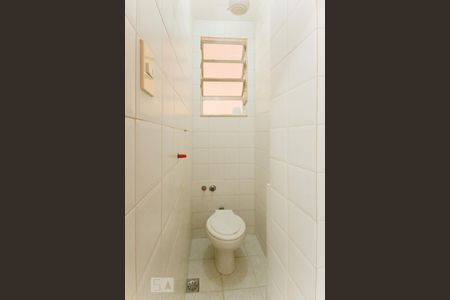 Apartamento à venda com 140m², 3 quartos e 3 vagasBanheiro de serviço