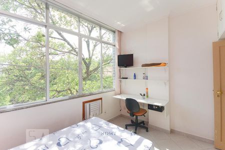 Apartamento à venda com 140m², 3 quartos e 3 vagasQuarto 1