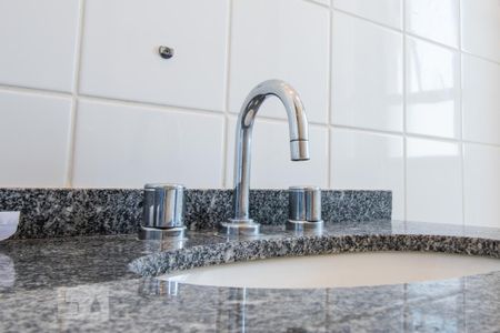 Apartamento para alugar com 67m², 2 quartos e 1 vagaBanheiro 1