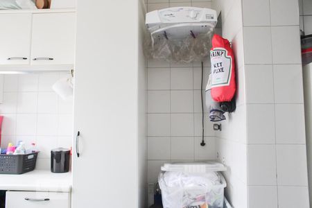 Apartamento à venda com 80m², 3 quartos e 1 vaga Apartamento à venda com 80m², 3 quartos e 1 vagaÁrea de Serviço