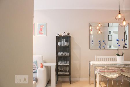 Apartamento à venda com 80m², 3 quartos e 1 vaga Apartamento à venda com 80m², 3 quartos e 1 vagaCorredor