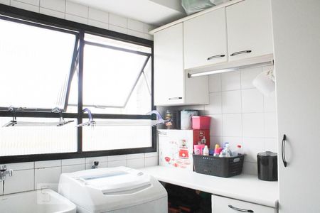 Apartamento à venda com 80m², 3 quartos e 1 vaga Apartamento à venda com 80m², 3 quartos e 1 vagaÁrea de Serviço