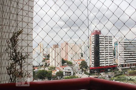 Apartamento à venda com 80m², 3 quartos e 1 vaga Apartamento à venda com 80m², 3 quartos e 1 vagaVaranda