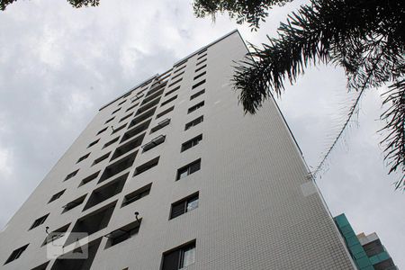 Apartamento à venda com 80m², 3 quartos e 1 vaga Apartamento à venda com 80m², 3 quartos e 1 vagaFachada
