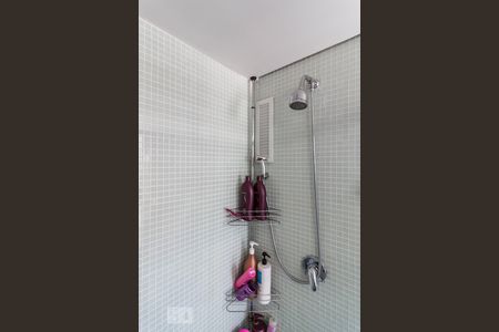 Apartamento à venda com 140m², 2 quartos e 2 vagasBanheiro suíte