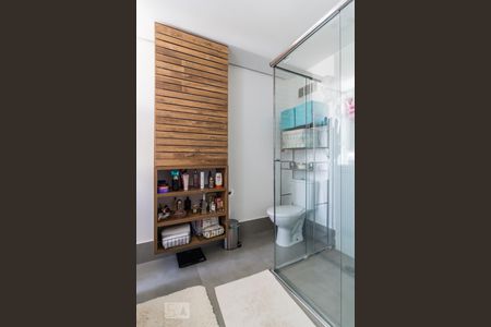 Apartamento à venda com 140m², 2 quartos e 2 vagasBanheiro suíte