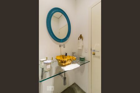 Apartamento à venda com 140m², 2 quartos e 2 vagasLavabo