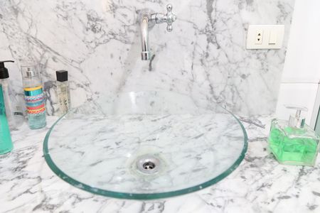 Casa à venda com 120m², 3 quartos e 4 vagasBanheiro 1