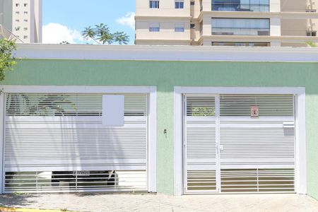 Casa à venda com 120m², 3 quartos e 4 vagasFachada