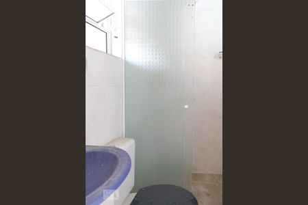 Casa à venda com 120m², 3 quartos e 4 vagasBanheiro de serviço 2