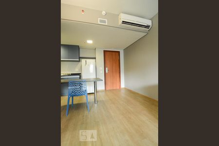 Quarto/Sala de apartamento para alugar com 1 quarto, 56m² em Coração de Jesus, Belo Horizonte