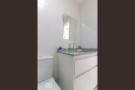 Banheiro de apartamento para alugar com 2 quartos, 60m² em Jardim Santa Cruz (sacomã), São Paulo