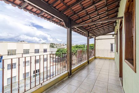 Casa à venda com 413m², 4 quartos e 4 vagasVaranda Andar 3