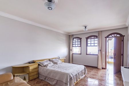 Casa à venda com 413m², 4 quartos e 4 vagasQuarto 1