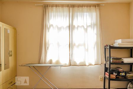 Casa à venda com 413m², 4 quartos e 4 vagasQuarto 4