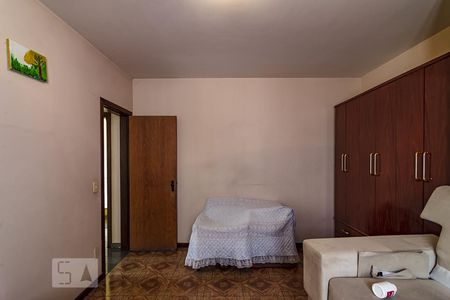 Casa à venda com 413m², 4 quartos e 4 vagasQuarto 2