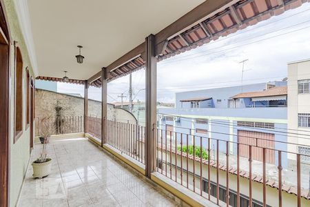 Casa à venda com 413m², 4 quartos e 4 vagasVaranda Andar 2