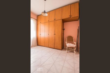 Casa à venda com 260m², 3 quartos e 2 vagasQuarto 3