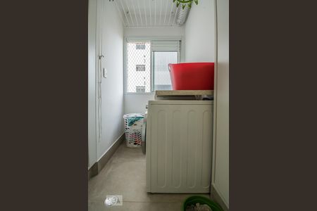 Apartamento para alugar com 55m², 2 quartos e 1 vagaÁrea de Serviço