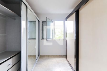 Quarto 2 de apartamento para alugar com 2 quartos, 50m² em Cidade São Francisco, São Paulo