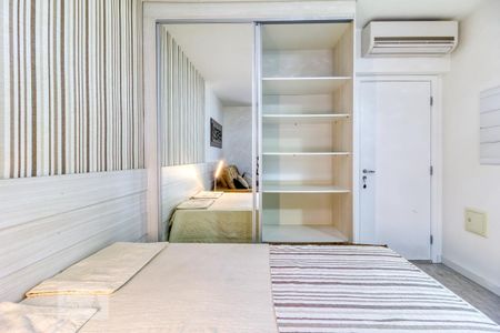 Studio à venda com 50m², 1 quarto e 1 vaga Studio à venda com 50m², 1 quarto e 1 vagaDormitório