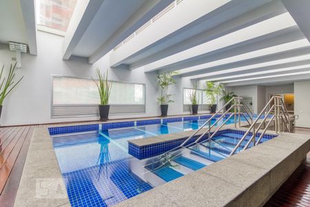 Studio à venda com 50m², 1 quarto e 1 vaga Studio à venda com 50m², 1 quarto e 1 vagaPiscina