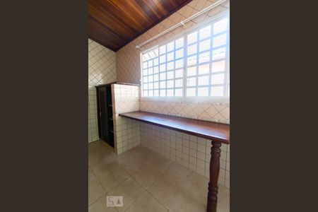 Casa para alugar com 400m², 7 quartos e 2 vagasCozinha 02 Segundo Andar