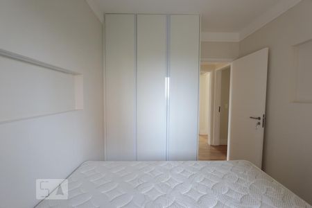 Suite  de apartamento à venda com 4 quartos, 170m² em Jardim Monte Kemel, São Paulo