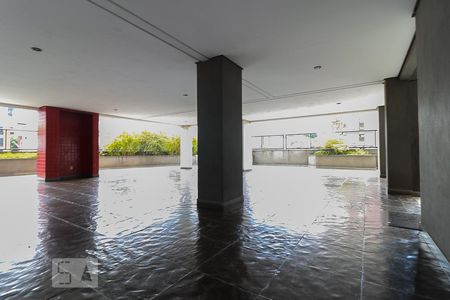 Apartamento à venda com 90m², 3 quartos e 2 vagas Apartamento à venda com 90m², 3 quartos e 2 vagasÁrea Comum