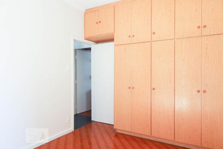 Casa à venda com 120m², 2 quartos e 3 vagasSuíte