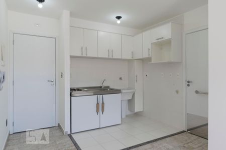 Cozinha de apartamento para alugar com 1 quarto, 33m² em Liberdade, São Paulo
