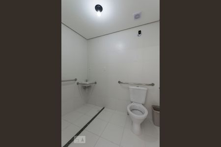 Banheiro de apartamento para alugar com 1 quarto, 33m² em Liberdade, São Paulo