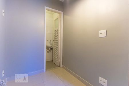 Apartamento à venda com 80m², 2 quartos e 1 vaga Apartamento à venda com 80m², 2 quartos e 1 vagaQuarto de Serviço