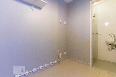 Apartamento à venda com 80m², 2 quartos e 1 vaga Apartamento à venda com 80m², 2 quartos e 1 vagaQuarto de Serviço